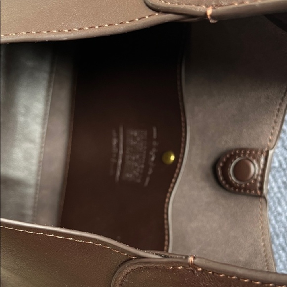 COACH Maple Leather Shoulder Bag - Picture 5 of 6